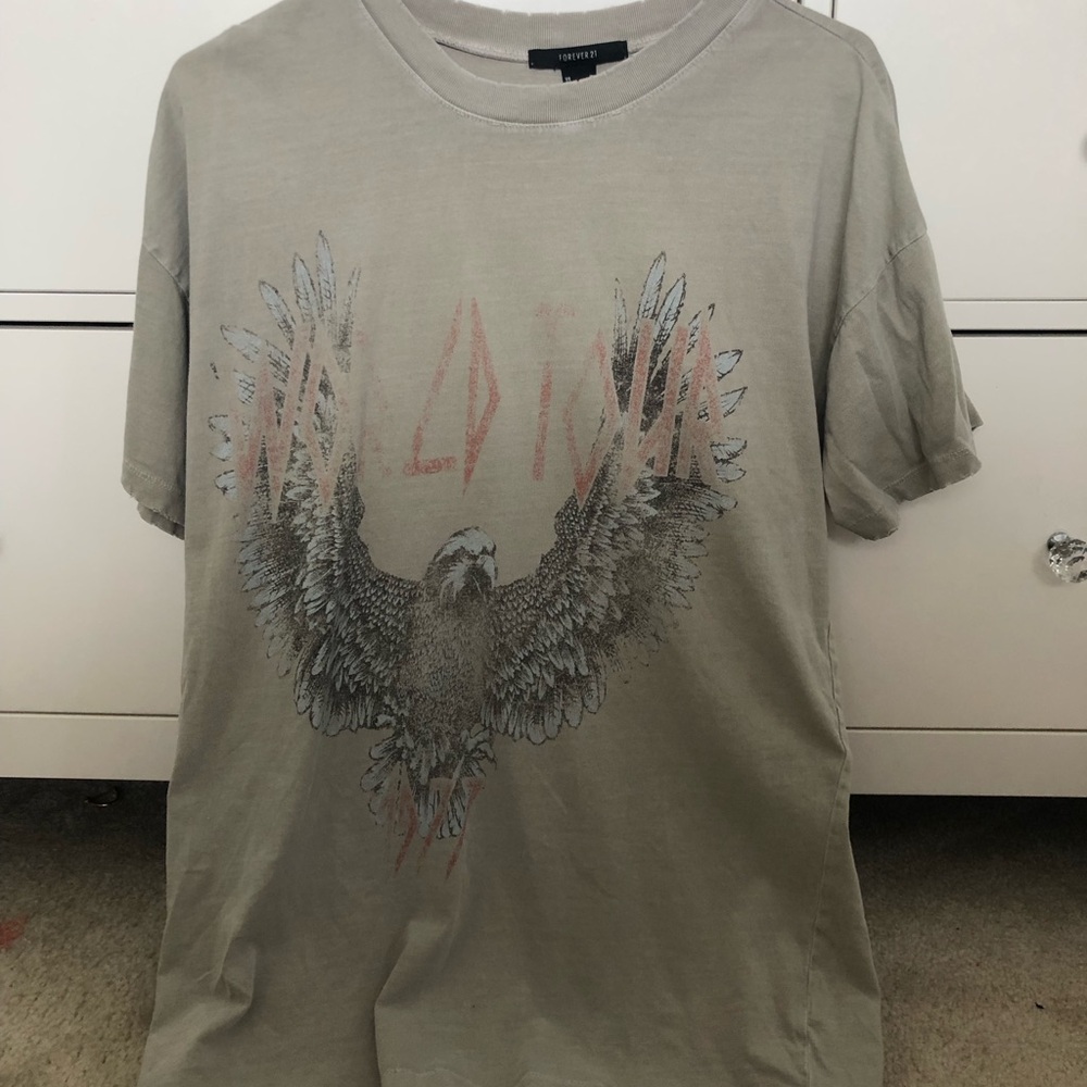Forever 21 T shirt